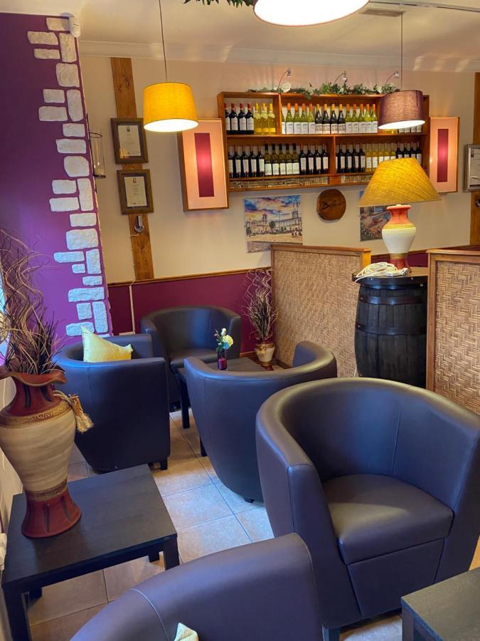 Befani'S Mediterranean Restaurant & Townhouse Clonmel Dış mekan fotoğraf